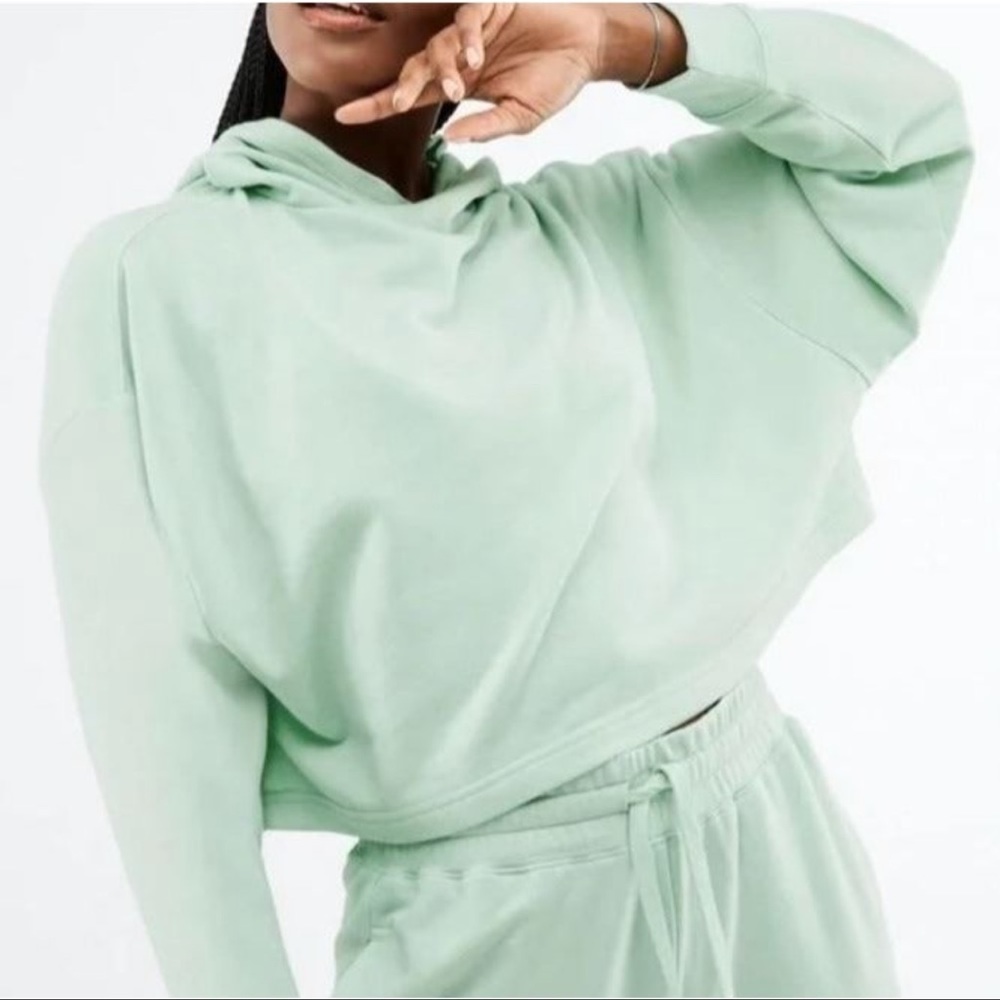 FABLETICS Eco Conscious Pullover